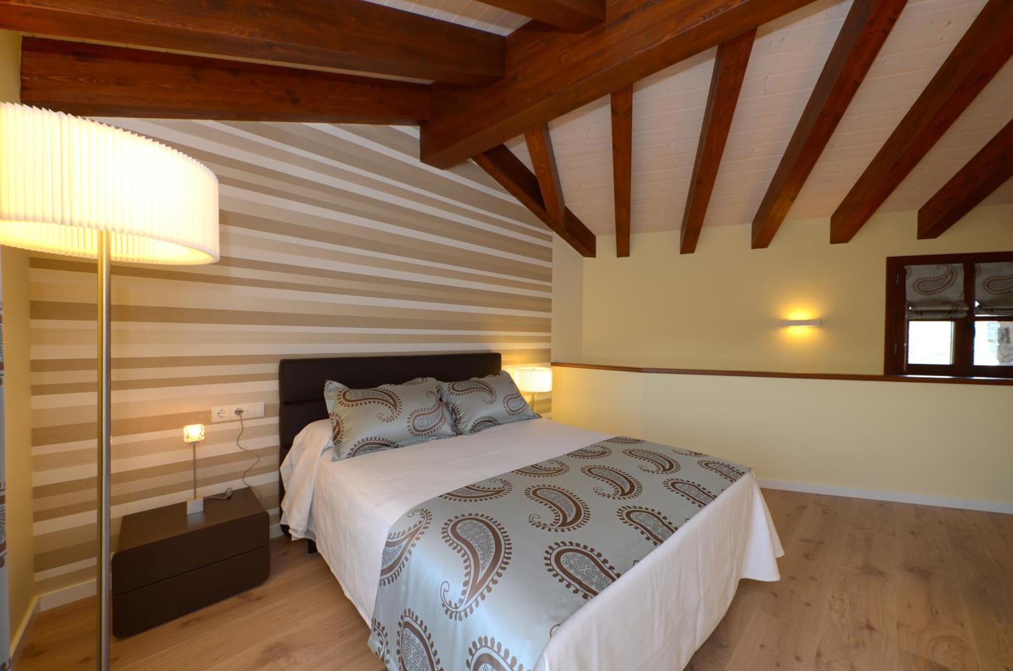 Apartamentos El Palacete De Аїнса Екстер'єр фото
